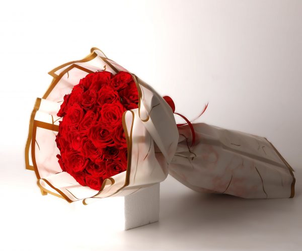30 Red Roses