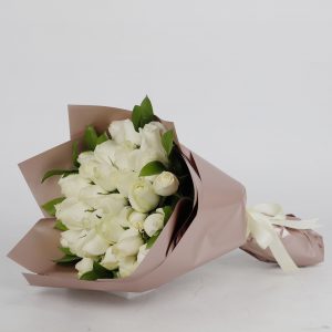 Ivory Elegance Bouquet