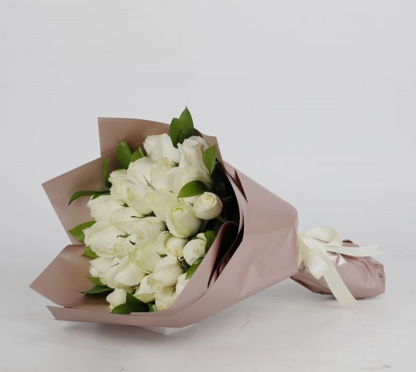 Ivory Elegance Bouquet